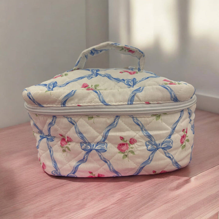 Beauty Stash - Sweet Floral Train Case: Blue