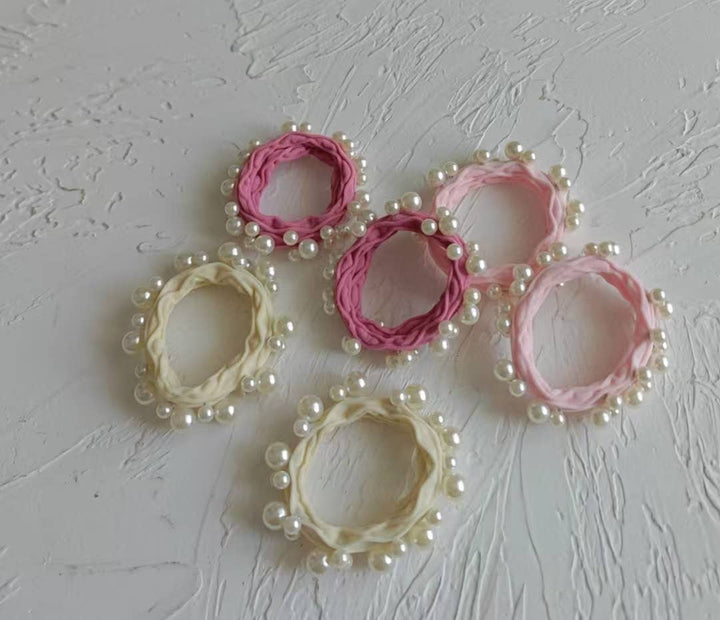 Seamless Pearl Hair Tie