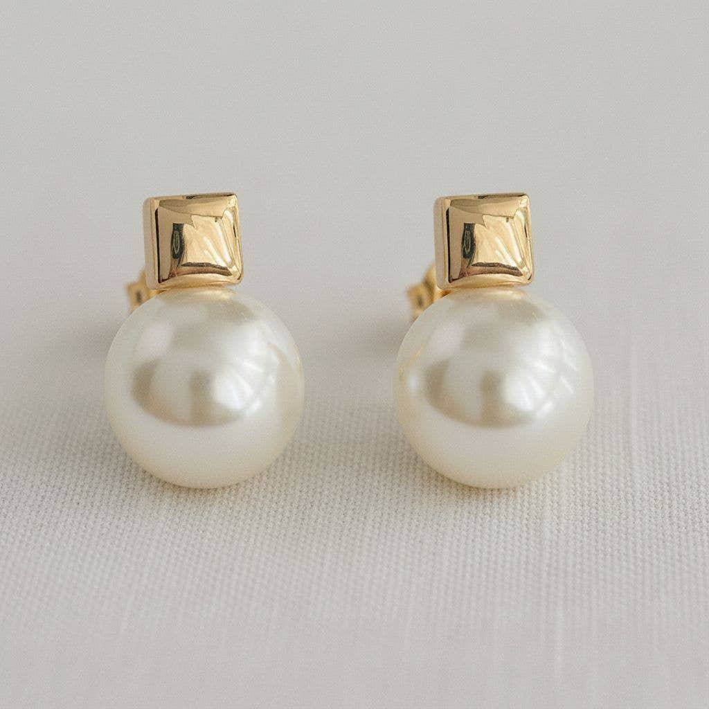Ellemadera - Chic High-Gloss Pearl Stud Earrings