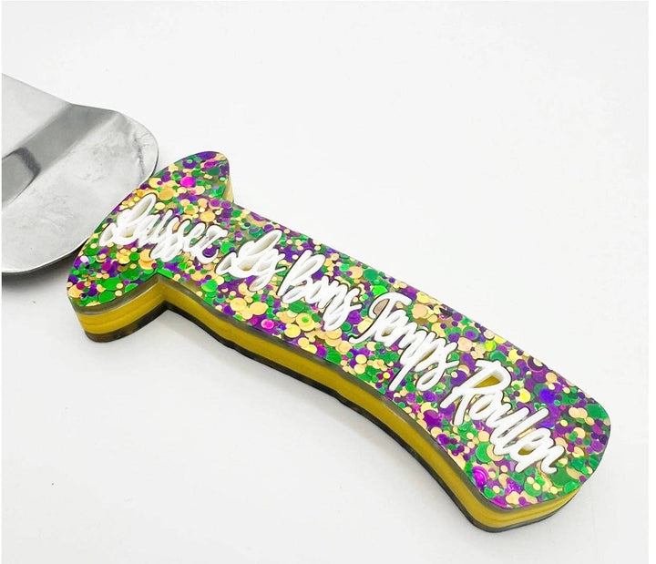 D and M’s Enterprise, LLC - Kingcake Knife-server: Leave In the Box