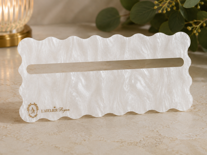 L’Atelier Ryan - White Pearl Mahjong Line Reader with Gold