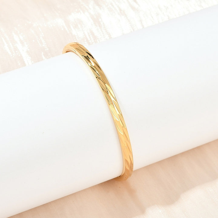Stainless Steel with Real 18K Gold Plated. Hinged Bangle Bracelet