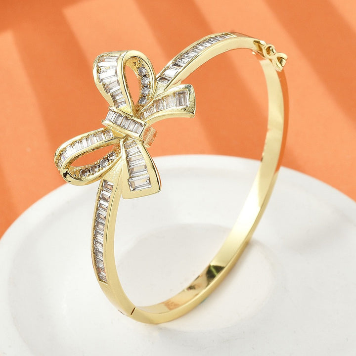 Brass Micro Pave Clear Cubic Zirconia Hinged Bangles for Women, Heart, Cadmium Free & Lead Free, Rack Plating, Long-Lasting Plated, Real 18K Gold Plated