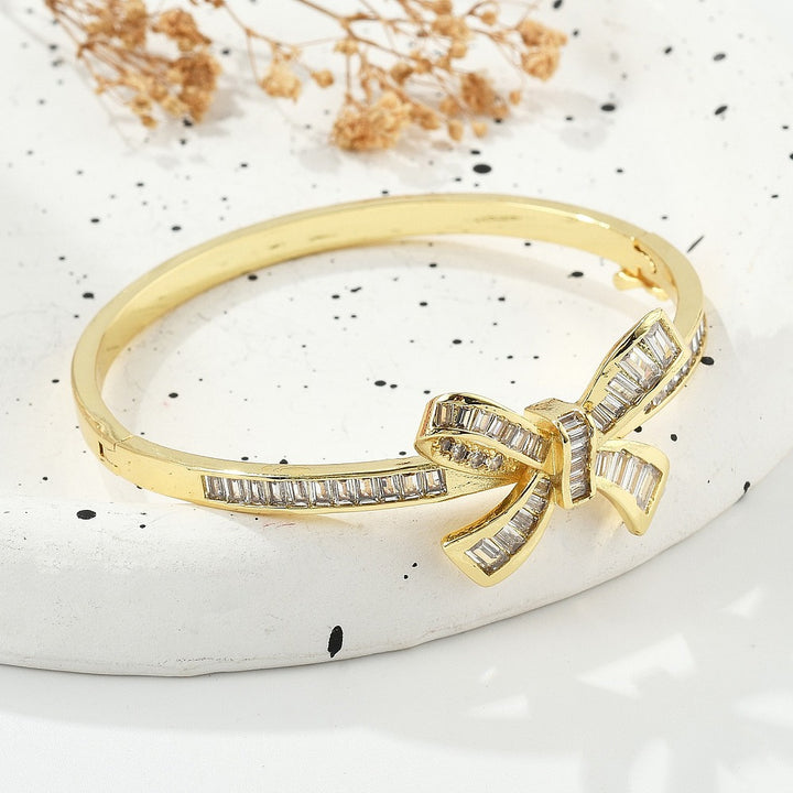 Brass Micro Pave Clear Cubic Zirconia Hinged Bangles for Women, Heart, Cadmium Free & Lead Free, Rack Plating, Long-Lasting Plated, Real 18K Gold Plated
