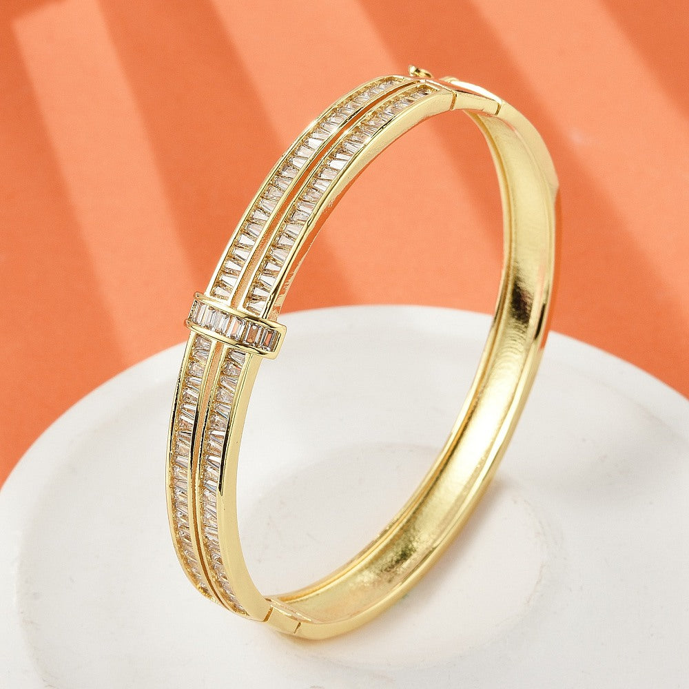 Brass Micro Pave Clear Cubic Zirconia Hinged Bangles for Women, Heart, Cadmium Free & Lead Free, Rack Plating, Long-Lasting Plated, Real 18K Gold Plated