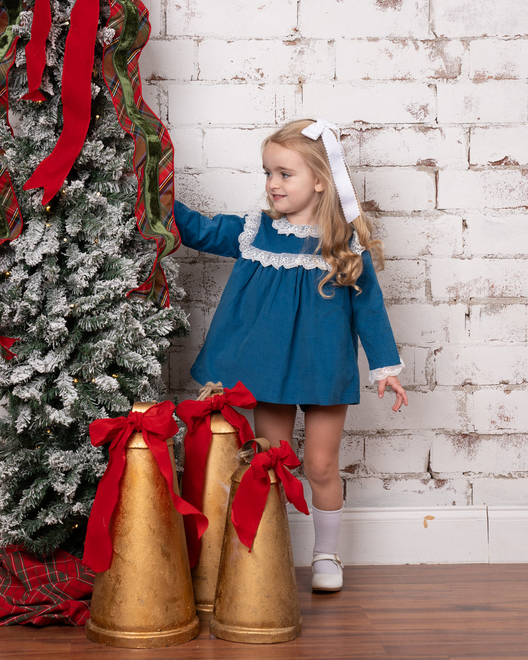 Macey Navy Heirloom Velvet