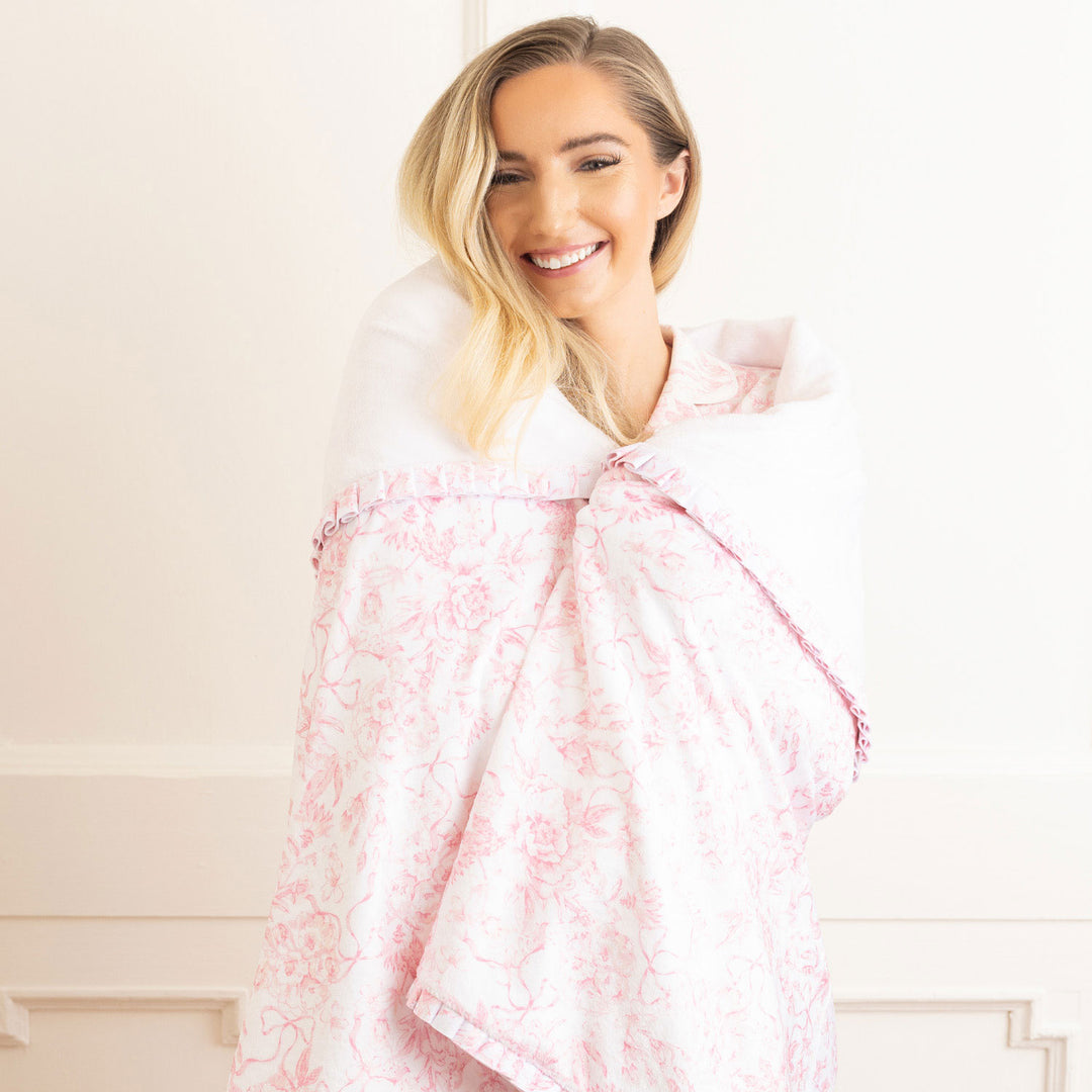 Luxe 56x60" Throw Blanket - Pink Bow Toile
