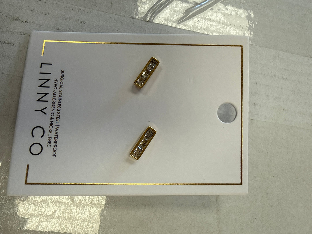 Screwback Stud Earrings - Vega