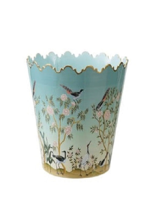 Metal Scalloped Buckets W Nature