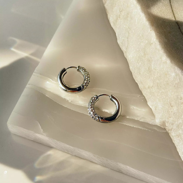 Earring Huggie Real 18K plated