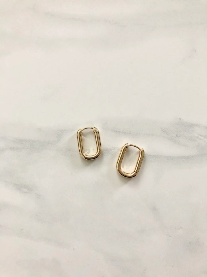 Earring Huggie Real 18K plated
