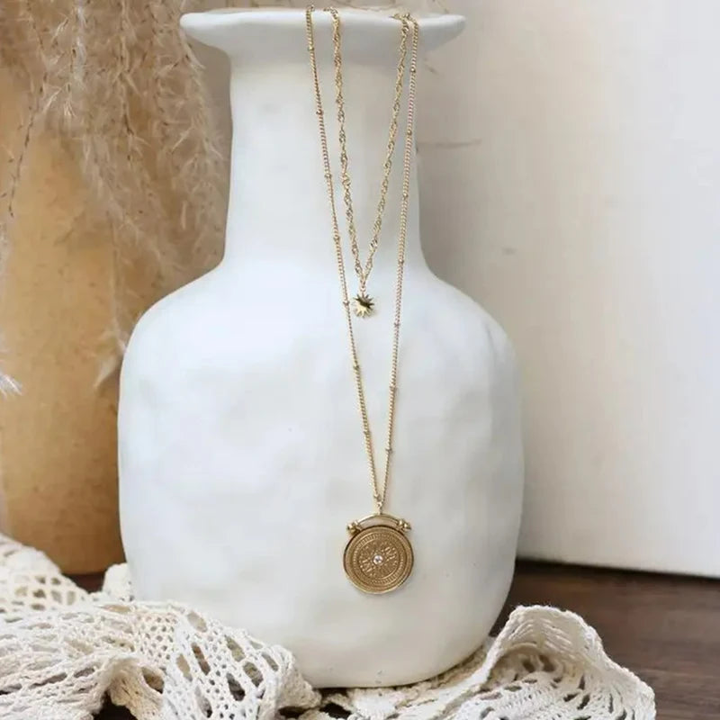 STAR COMPASS NECKLACE