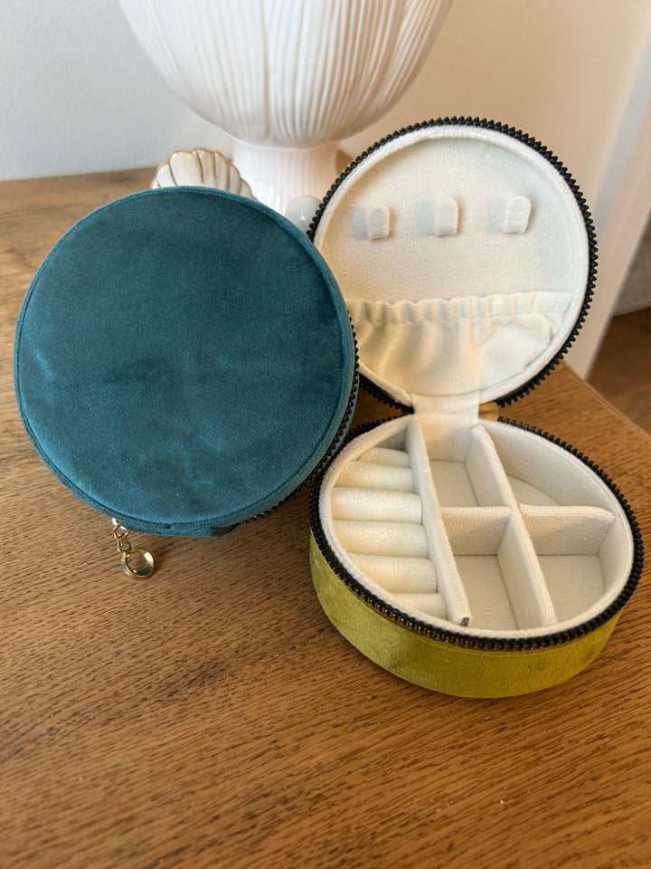 Kennedy Collective Velvet Round Jewelry Box