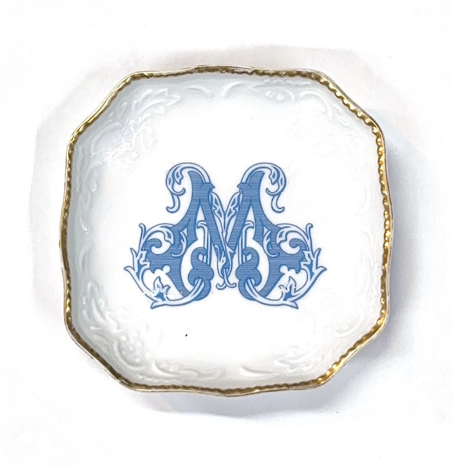 BonBon Dish Top 17 Wilson Blue Monogram