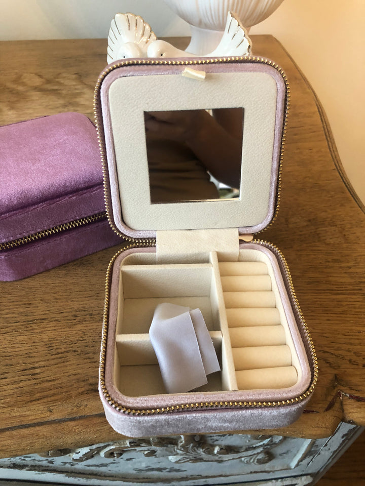 Kennedy Collective Large Jewelry Box w/ Mirror And Polishing Cloth