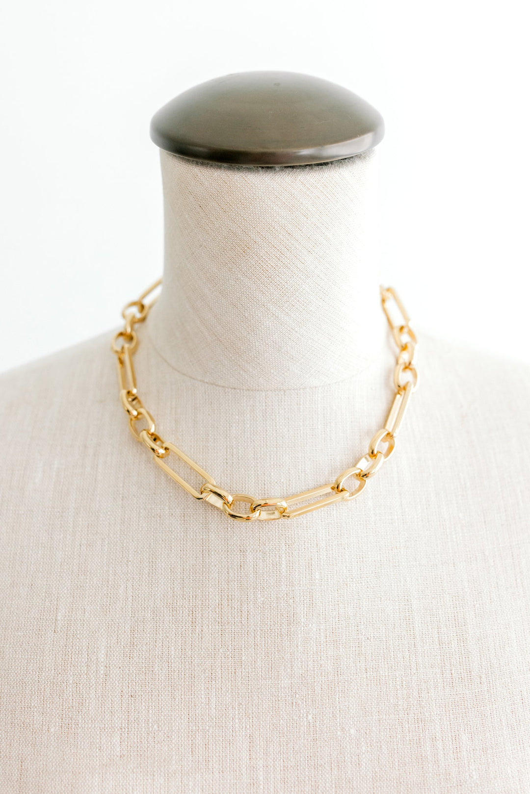 Emilia Links Necklace