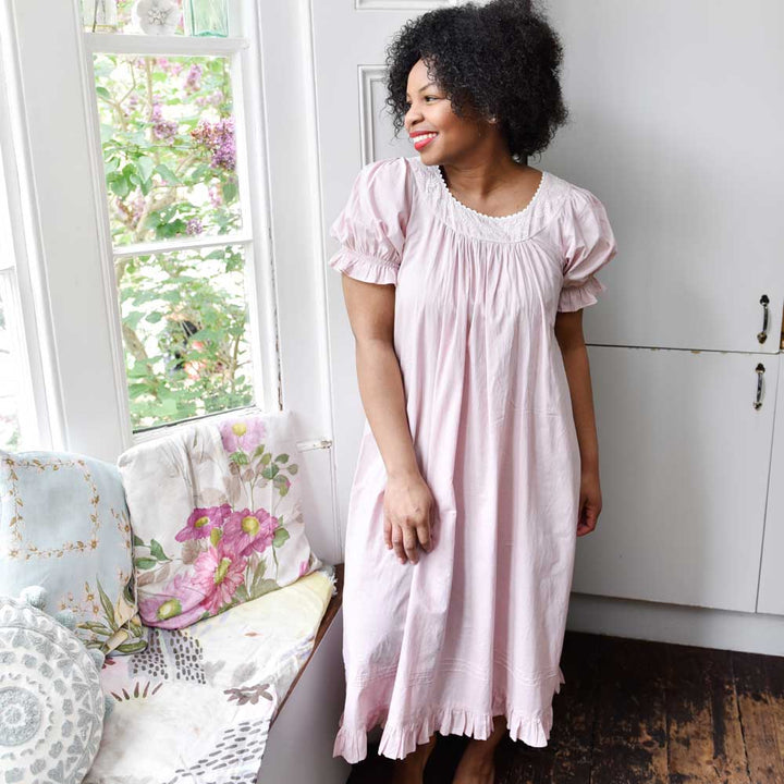 Juliet, Pink Round Neck Puffed Sleeve Cotton Nightdress