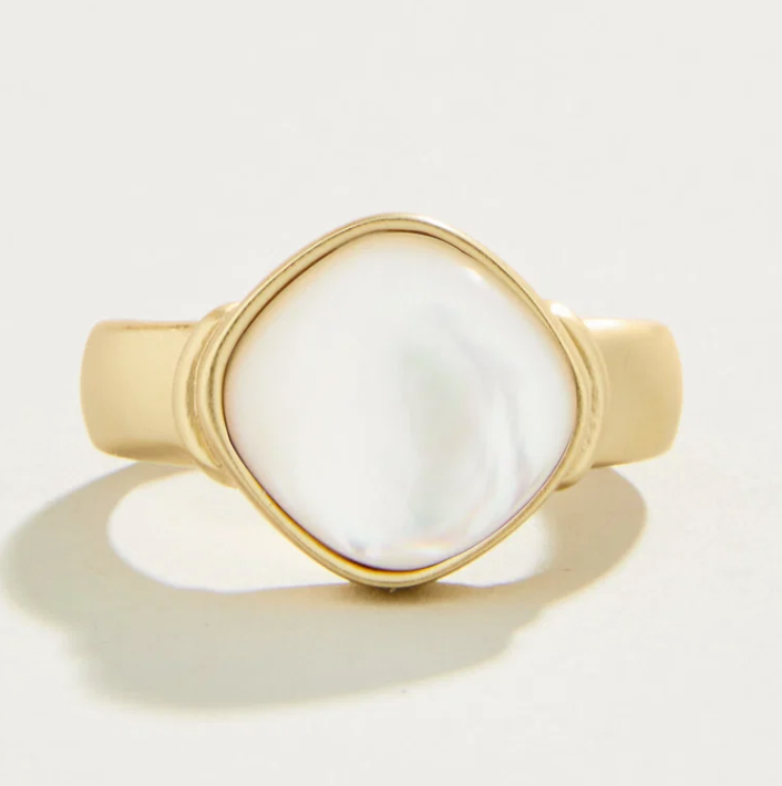 Orla Ring 6 Mother-of-Pearl