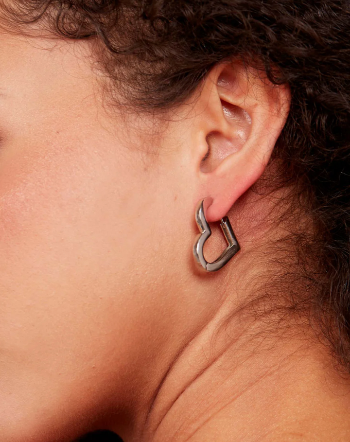 HEART HOOP EARRING-GOLD