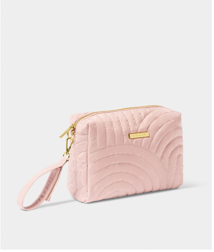 QUILTED MATERNITY WASH BAG WITH WRISTLET | Blush Pink |