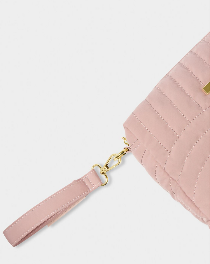QUILTED MATERNITY WASH BAG WITH WRISTLET | Blush Pink |
