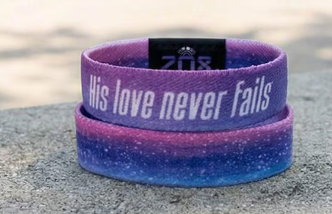 His Love Never Fails Bible Verse Interactive Bracelet