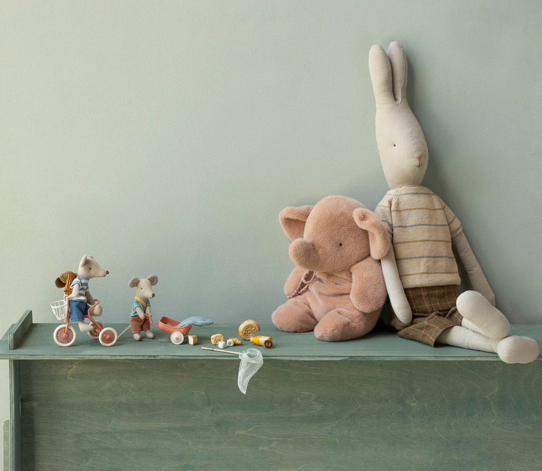 Elephant plush, Medium