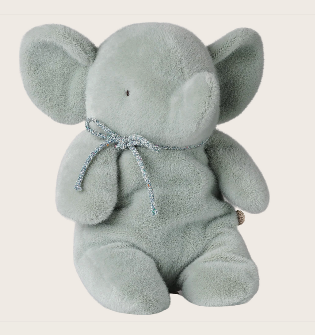 Elephant plush, Medium