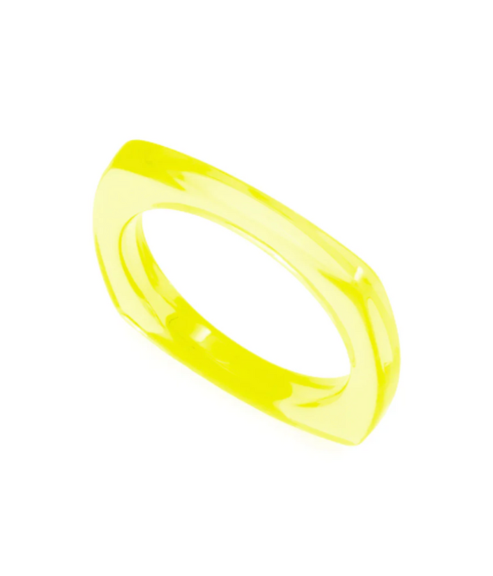SQUARE LUCITE RING
