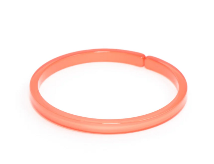SKINNY RESIN BANGLE