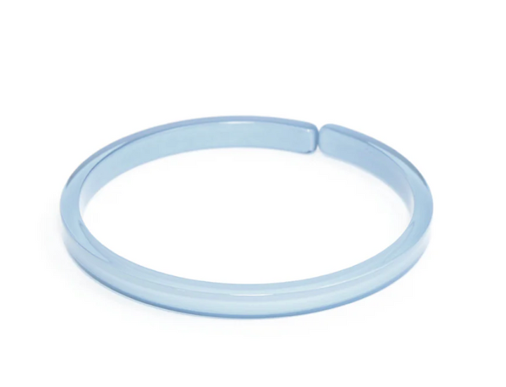 SKINNY RESIN BANGLE