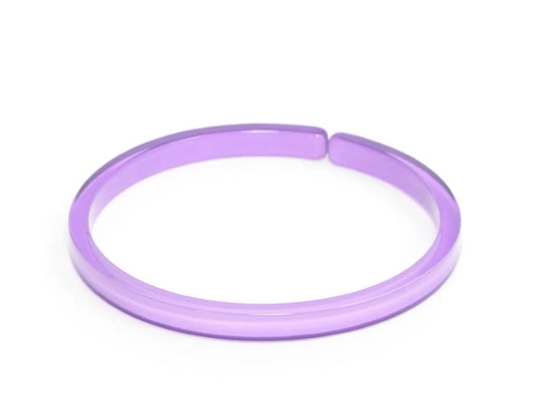 SKINNY RESIN BANGLE