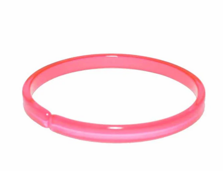SKINNY RESIN BANGLE
