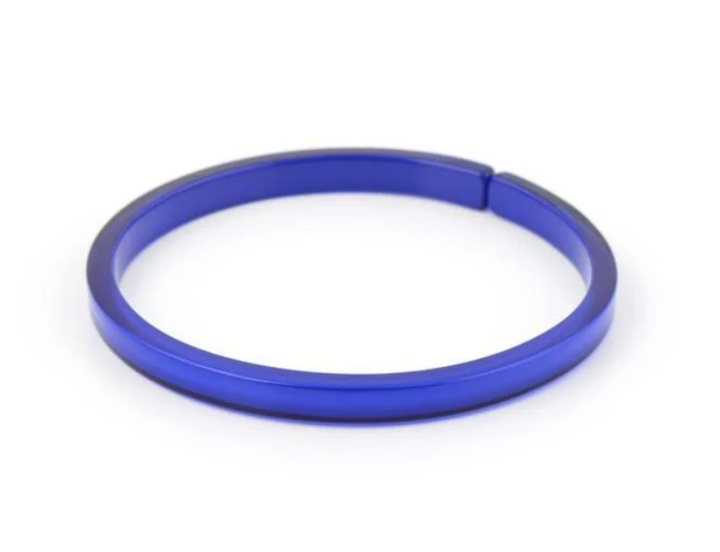 SKINNY RESIN BANGLE