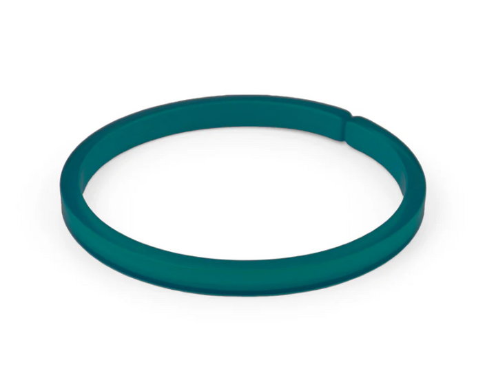 SKINNY RESIN BANGLE