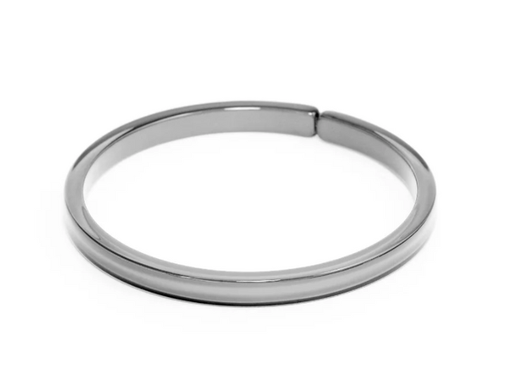 SKINNY RESIN BANGLE
