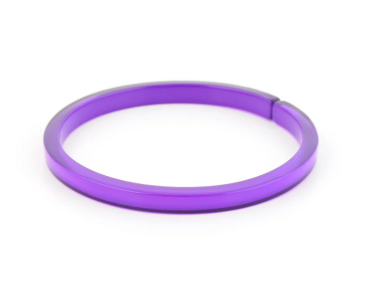 SKINNY RESIN BANGLE
