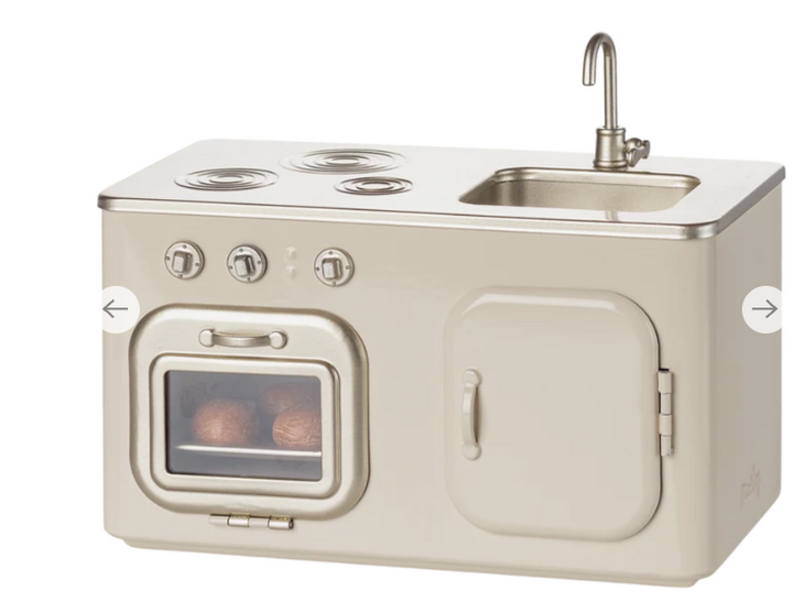 Miniature Kitchen