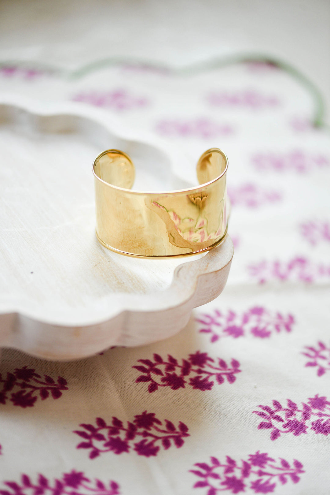 Wide Cuff