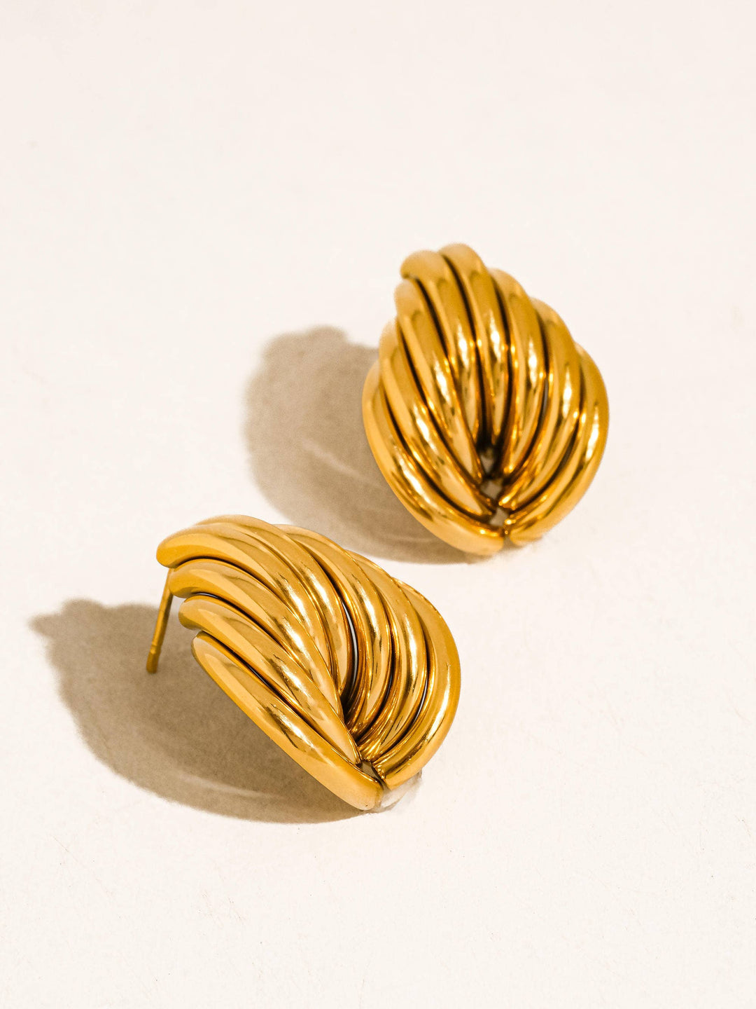 Flânerie by MAIQ - Lysandra 18K Gold Non-Tarnish Layered Teardrop Earrings: Yellow Gold