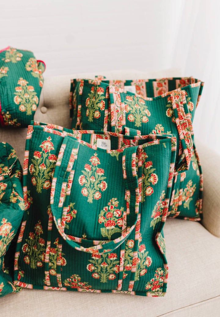 Heart of Grace - Elodie Luxe | Quilted Regular Tote Bag