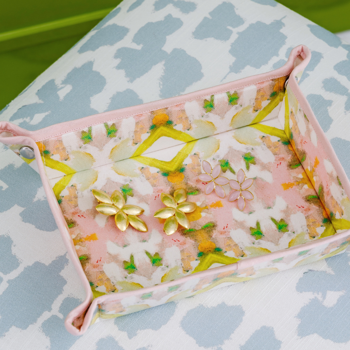 Laura Park Designs - White Lotus Snap Tray: One Size