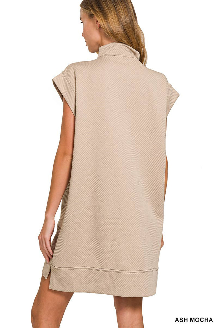 42POPS - `Textured Jacquard Dress Zenana: BLACK-181543 / S