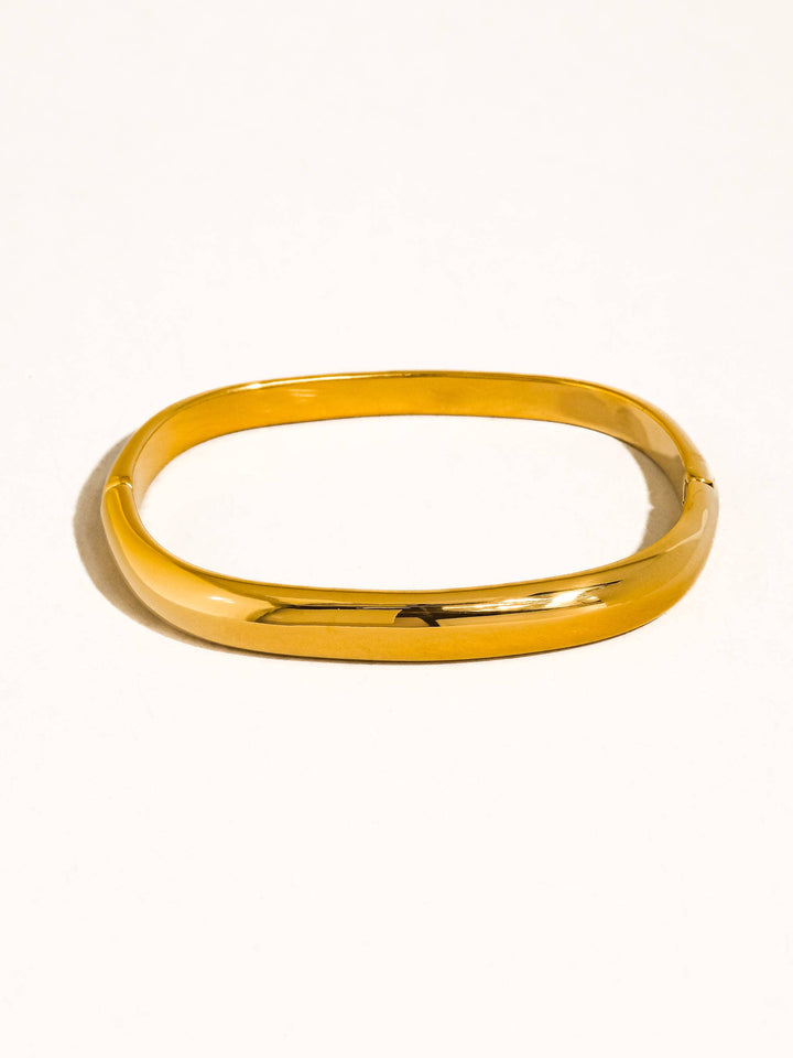 Flânerie by MAIQ - Renzi 18K Gold Non-Tarnish Classic Bangle: Yellow Gold