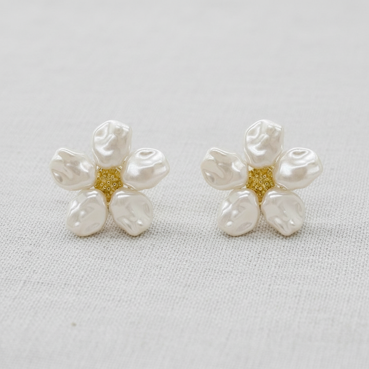 paperln - Baroque Pearl Flower Earrings