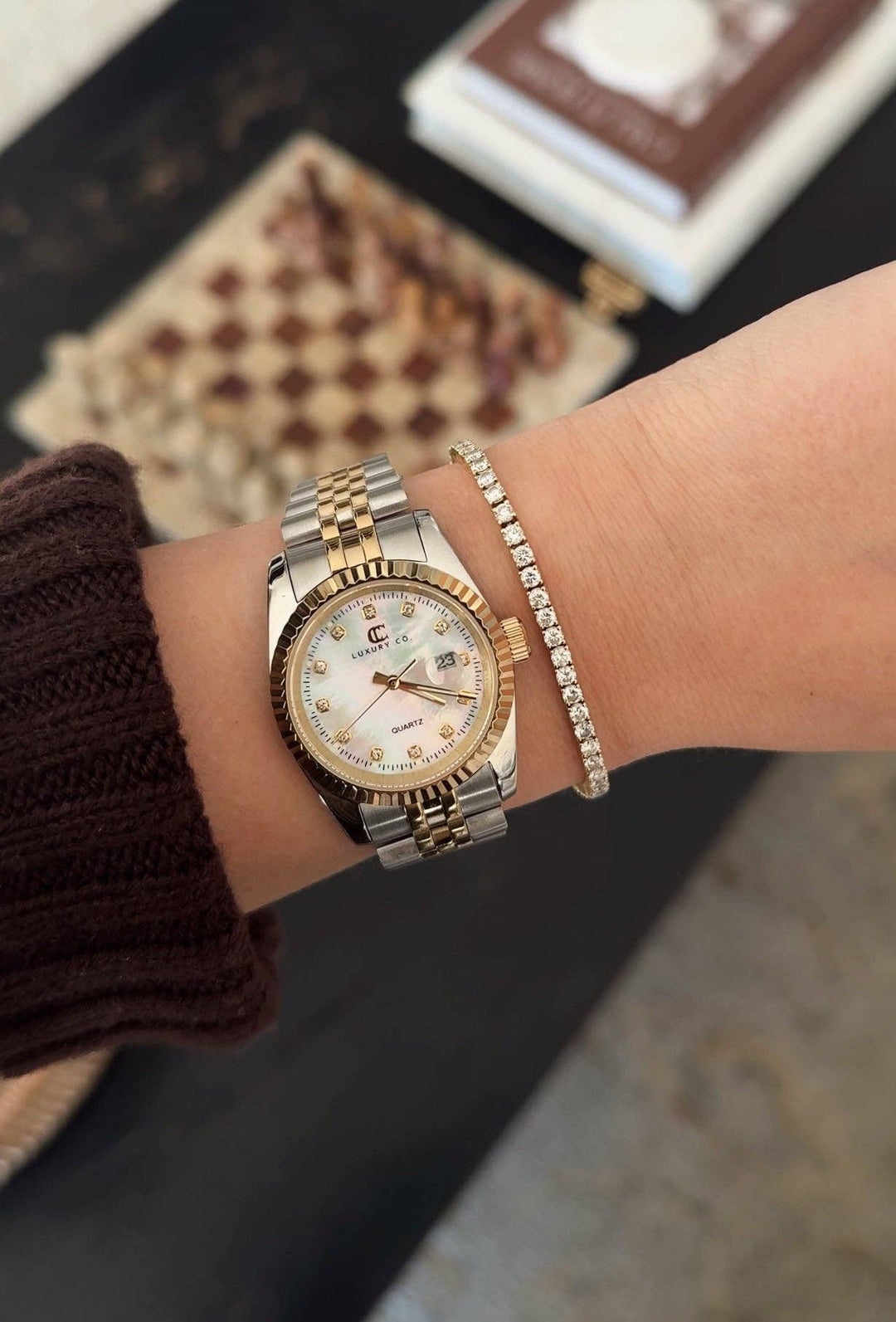 C&C LUXURY CO. - 31MM CLASSIC WATCH: TWO TONE & MOTHER OF PEARL
