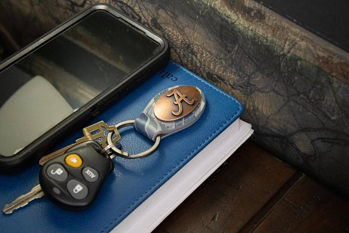 Zep-Pro - Alabama Crimson Tide Oval Camo Leather Key Fob.: Brown/Tan Camo