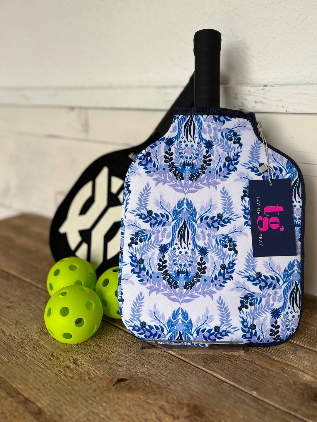 TAYLOR GRAY - The Chinoiserie Pickleball Paddle Cover | shoptaylorgray