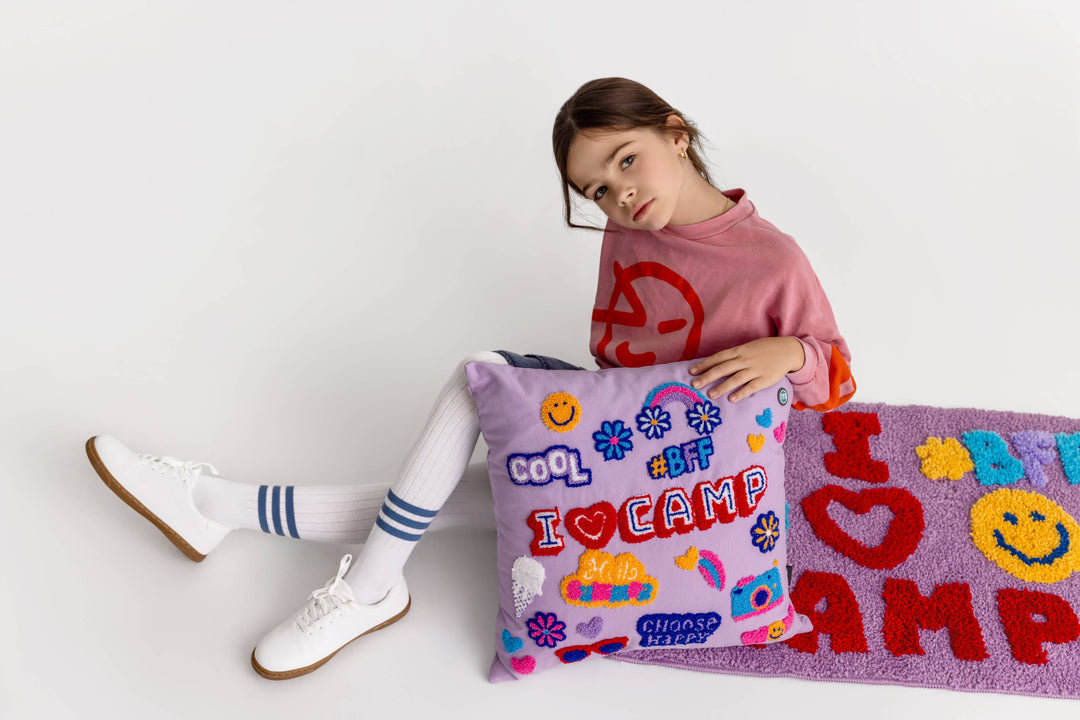 Infinity Classics International Inc. - Emoji Autograph Pillow: Lilac / One Size