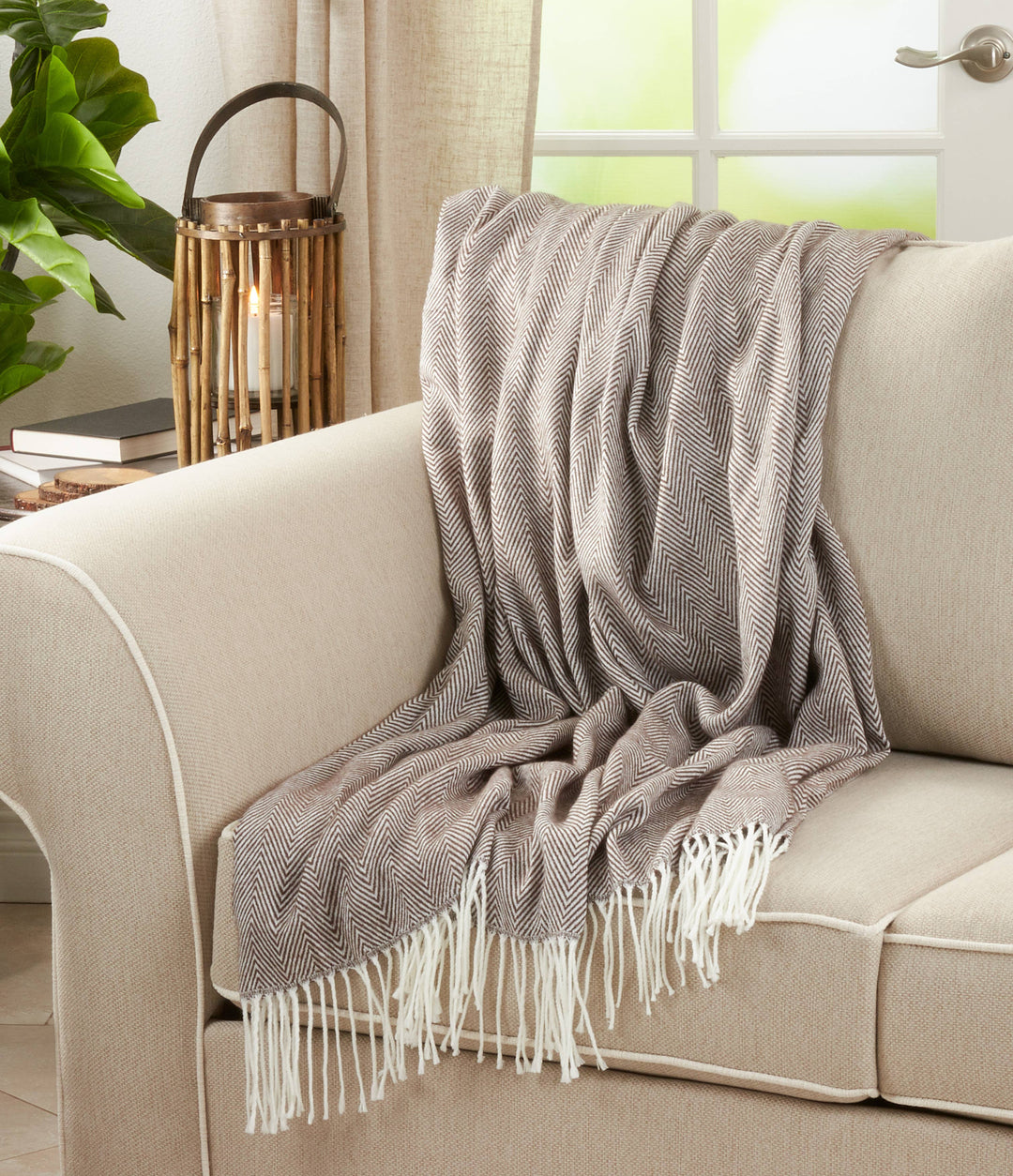 Saro Lifestyle - Herringbone Throw: Grey / 50"x60"